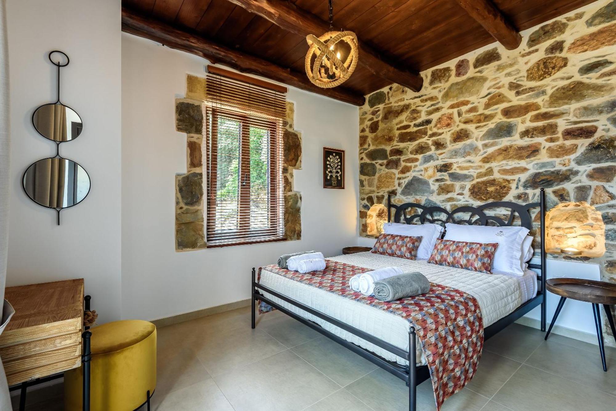 Minos Country Living Apartments Agriles エクステリア 写真