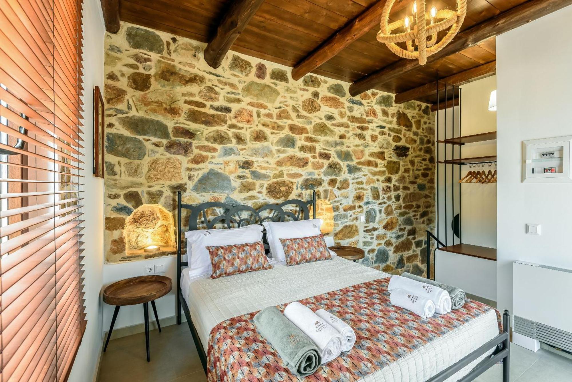 Minos Country Living Apartments Agriles エクステリア 写真
