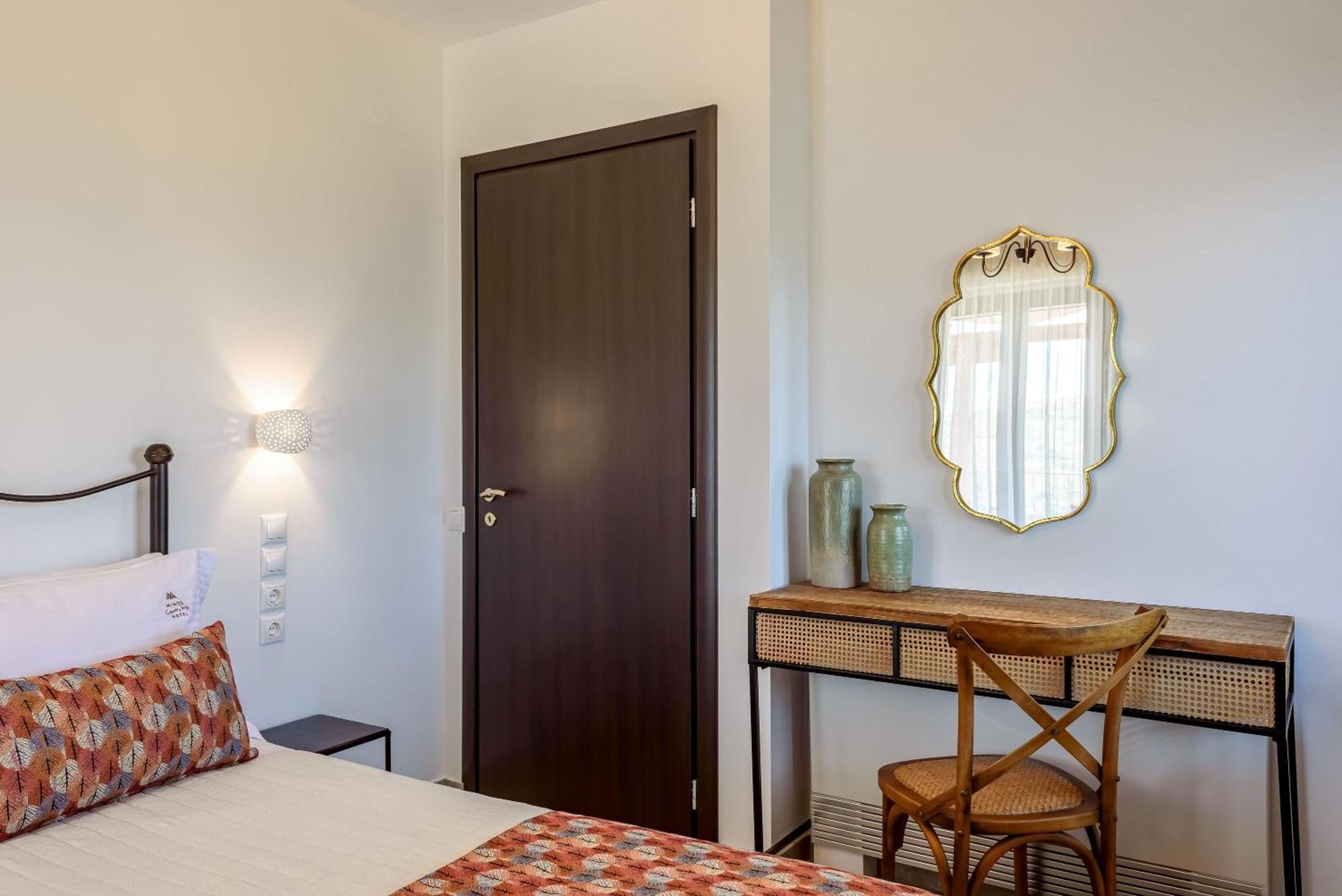 Minos Country Living Apartments Agriles エクステリア 写真