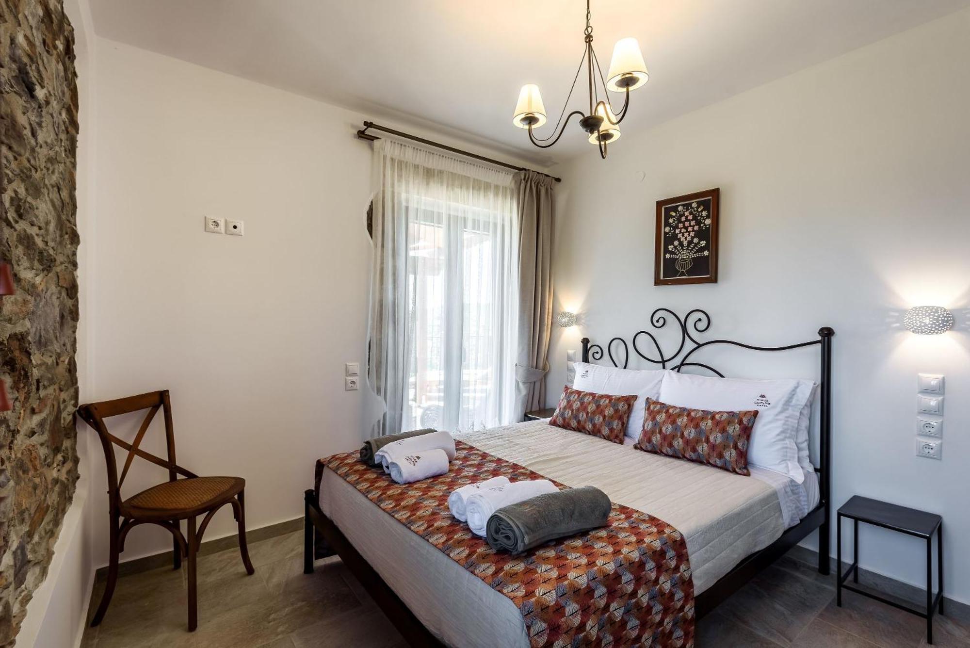 Minos Country Living Apartments Agriles エクステリア 写真